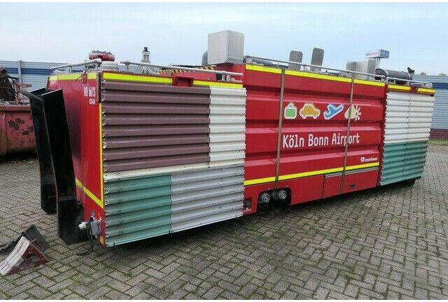 ROSENBAUER ROSENBAUER/Feuerwehr/Wasserwerfer - Camión de bomberos: foto 5 ROSENBAUER ROSENBAUER/Feuerwehr/Wasserwerfer - Camión de bomberos: foto 5