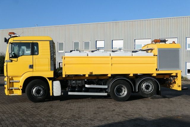 MAN 26.413/6x2/4x 2000 ltr. Tanks/Deutz Motor - Vehículo municipal: foto 2 MAN 26.413/6x2/4x 2000 ltr. Tanks/Deutz Motor - Vehículo municipal: foto 2