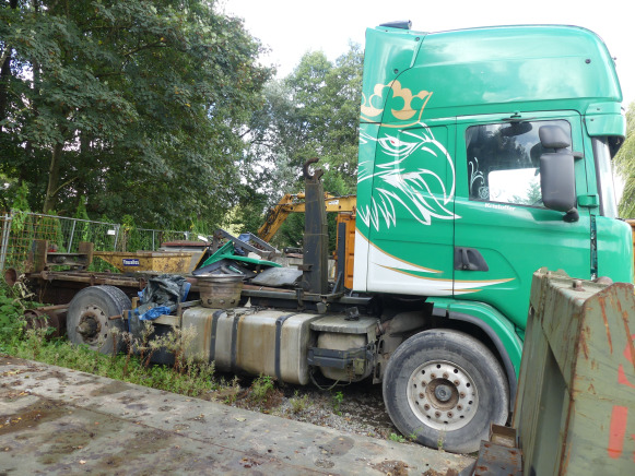 Camion porte container Scania 164 G (2002-900.000 km) - Camión multibasculante: foto 2 Camion porte container Scania 164 G (2002-900.000 km) - Camión multibasculante: foto 2