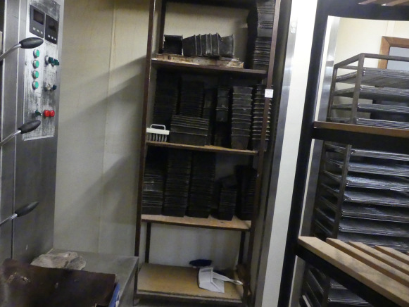 Chariot avec platines à pains - Maquinaria de panadería: foto 1 Chariot avec platines à pains - Maquinaria de panadería: foto 1