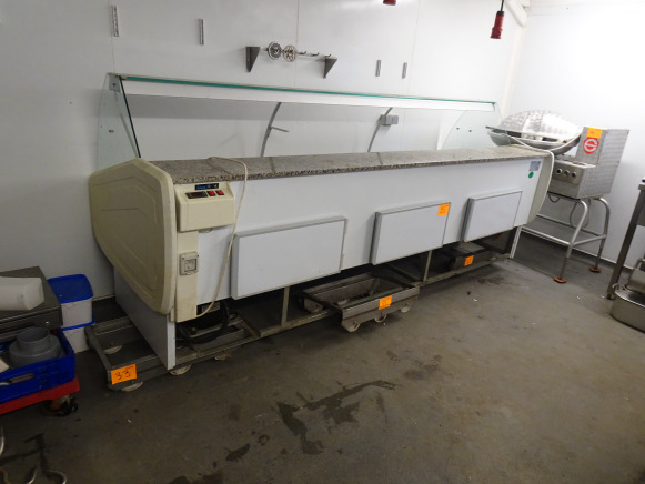 Comptoir frigo, marque ZOIN
modèle : Melody Y 300 Statico - bbianco
numéro : 5629/07
année : 2007
Toir frigo, marque ZOIN
modèle : Melody Y 300 Statico - bbianco
numéro : 5629/07
anné frigo, marque ZO - Maquinaria de alimentación: foto 2 Comptoir frigo, marque ZOIN
modèle : Melody Y 300 Statico - bbianco
numéro : 5629/07
année : 2007
Toir frigo, marque ZOIN
modèle : Melody Y 300 Statico - bbianco
numéro : 5629/07
anné frigo, marque ZO - Maquinaria de alimentación: foto 2