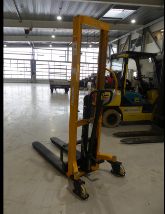 Gerbeur Manutan A170153 - Apilador: foto 3 Gerbeur Manutan A170153 - Apilador: foto 3