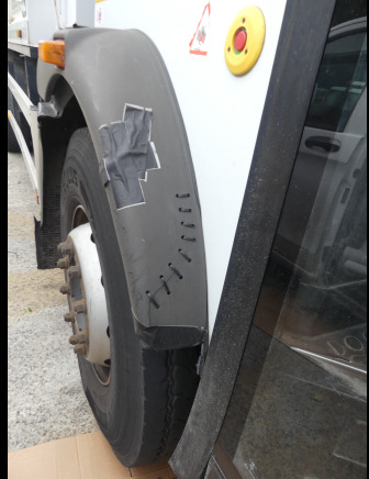 REF:62481 - Camion poubelle Renault Access (2014-281.264 km) (VIN: SEG1930BL5BD17884) - Camión de basura: foto 4 REF:62481 - Camion poubelle Renault Access (2014-281.264 km) (VIN: SEG1930BL5BD17884) - Camión de basura: foto 4