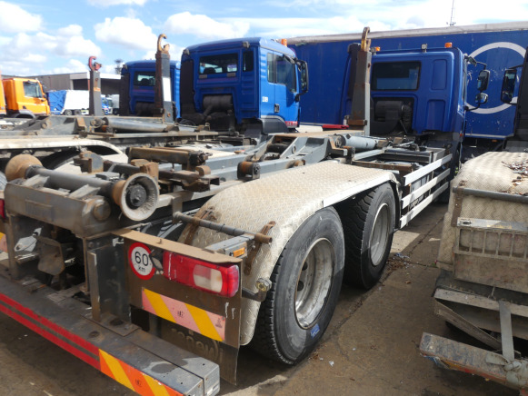 REF:7833 - Camion porte-container DAF FAS CF - Camión multibasculante: foto 3 REF:7833 - Camion porte-container DAF FAS CF - Camión multibasculante: foto 3