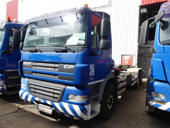 REF:7833 - Camion porte-container DAF FAS CF - Camión multibasculante: foto 1 REF:7833 - Camion porte-container DAF FAS CF - Camión multibasculante: foto 1
