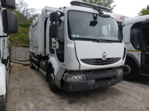 REF:8402 - Camion poubelle Renault Midlum (2013-147.276 km)(VIN:VF644AHL000007224) - Camión de basura: foto 2 REF:8402 - Camion poubelle Renault Midlum (2013-147.276 km)(VIN:VF644AHL000007224) - Camión de basura: foto 2