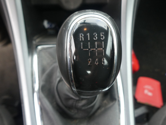 Voiture Opel Astra Sport Tourer (2013-314.104 km) - Coche: foto 4 Voiture Opel Astra Sport Tourer (2013-314.104 km) - Coche: foto 4