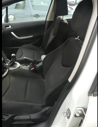 Voiture Peugeot 308 (2010-184.813 km) - Coche: foto 5 Voiture Peugeot 308 (2010-184.813 km) - Coche: foto 5