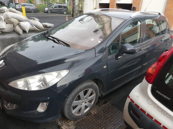 Voiture Peugeot 308 (2010-194.623 km) - Coche: foto 1 Voiture Peugeot 308 (2010-194.623 km) - Coche: foto 1