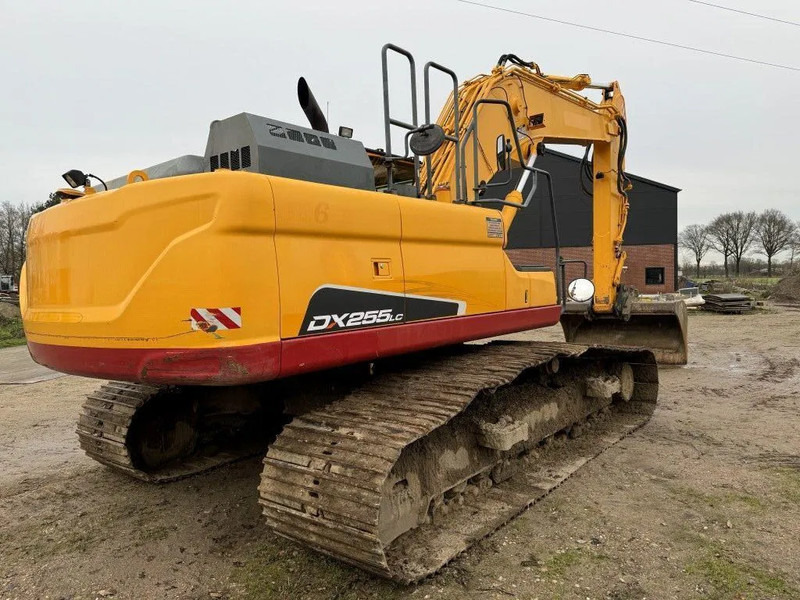 Doosan DX255LC-5 2015 10800 hr STRAIGHT FROM WORK ! DUTCH MACHINE ! - Excavadora de cadenas: foto 4 Doosan DX255LC-5 2015 10800 hr STRAIGHT FROM WORK ! DUTCH MACHINE ! - Excavadora de cadenas: foto 4