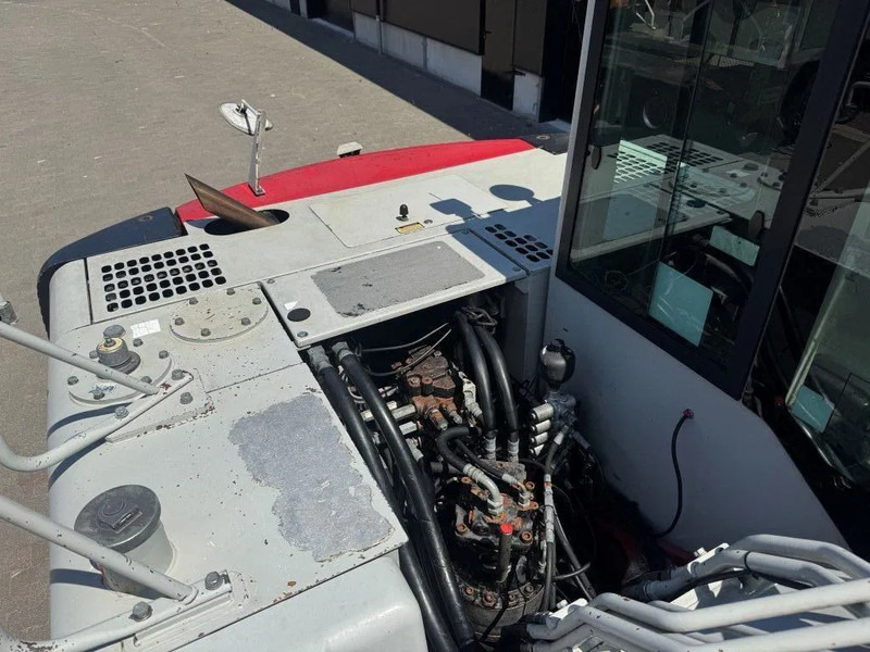 Excavadora de ruedas Takeuchi TB1160W: foto 7 Excavadora de ruedas Takeuchi TB1160W: foto 7