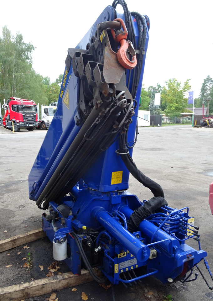 PALFINGER PK 32080 D year 2005, remote control, only 1575 hours - Grúa para camión: foto 4 PALFINGER PK 32080 D year 2005, remote control, only 1575 hours - Grúa para camión: foto 4