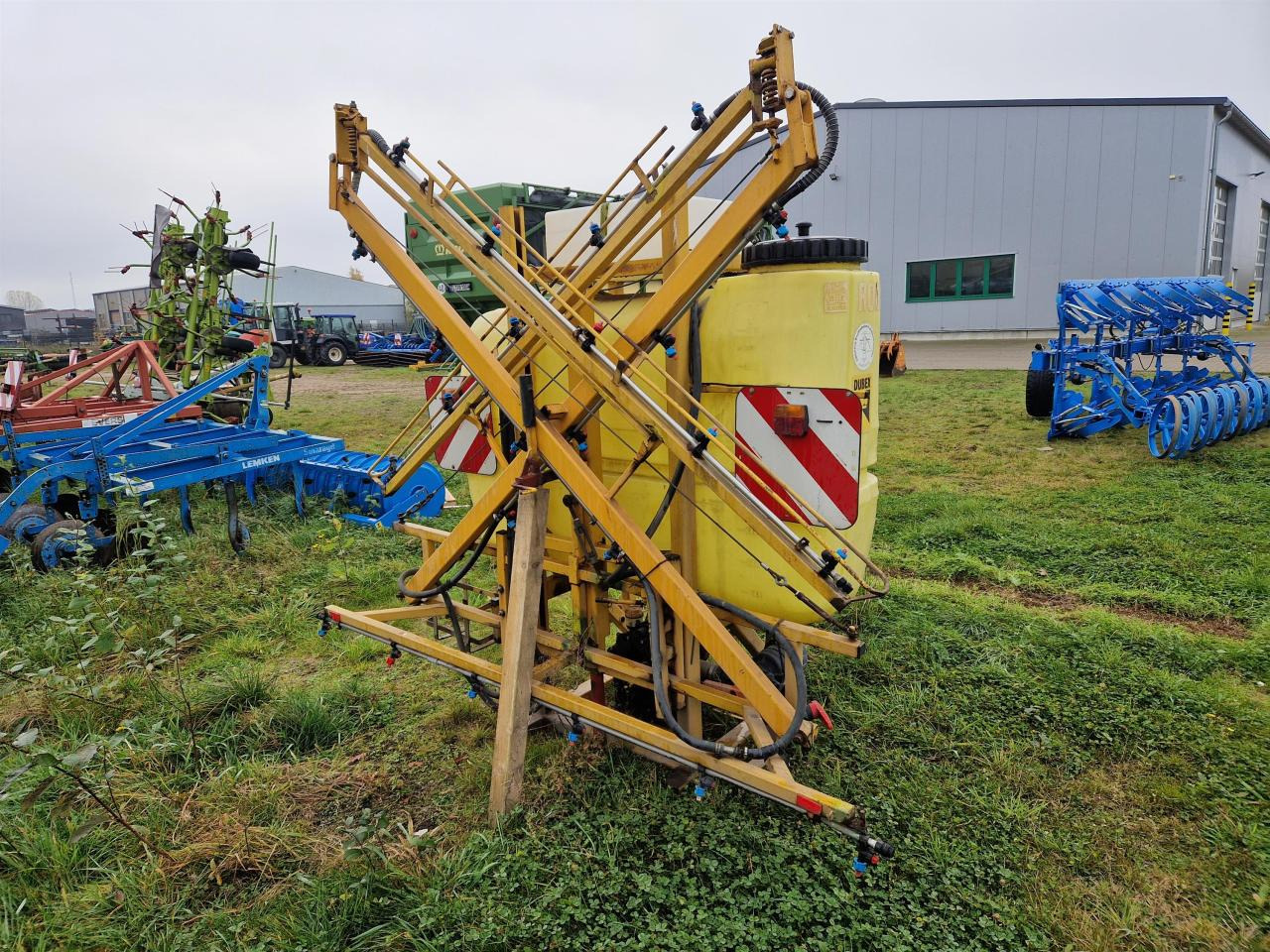 Dubex MODEL 1 - Pulverizador arrastrado: foto 2 Dubex MODEL 1 - Pulverizador arrastrado: foto 2