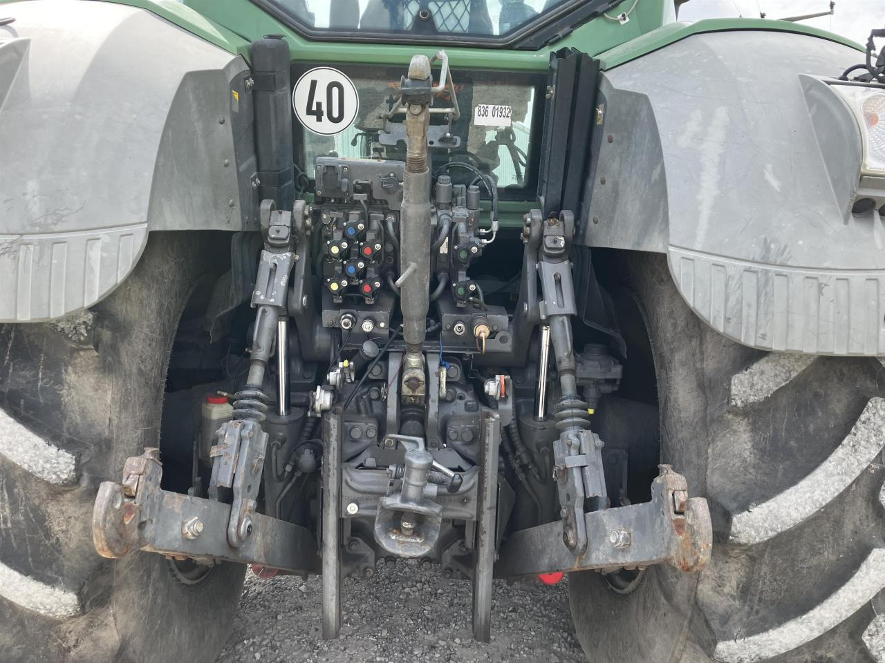 Fendt 828 Vario Profi Plus - Tractor: foto 5 Fendt 828 Vario Profi Plus - Tractor: foto 5