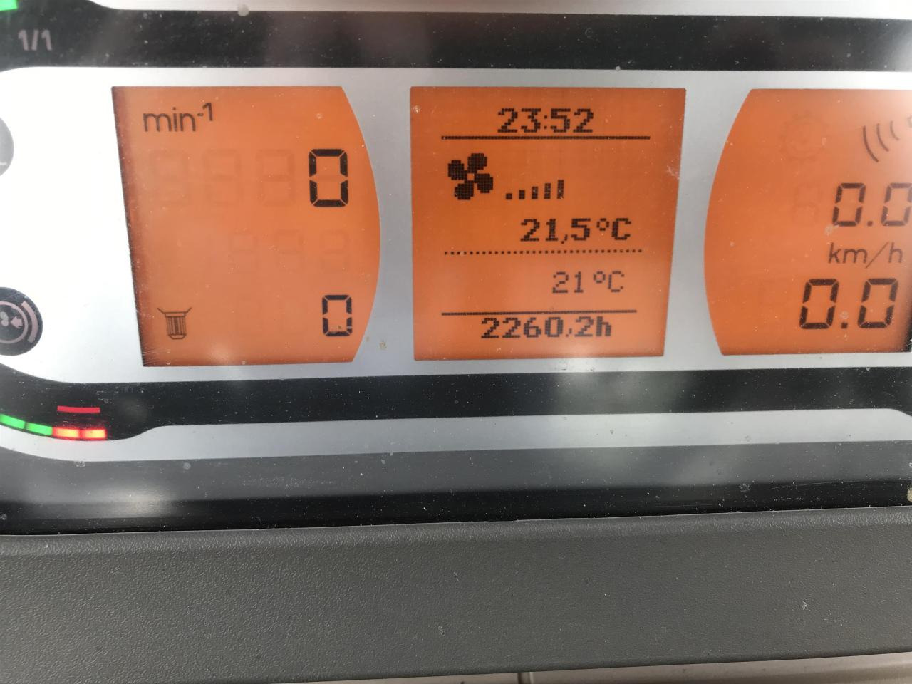 Tractor Fendt 828 Vario Profi Plus: foto 11