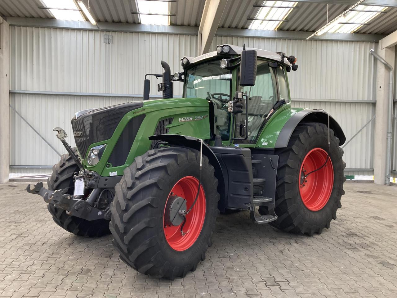 Tractor Fendt 933 Vario Profi Plus: foto 1