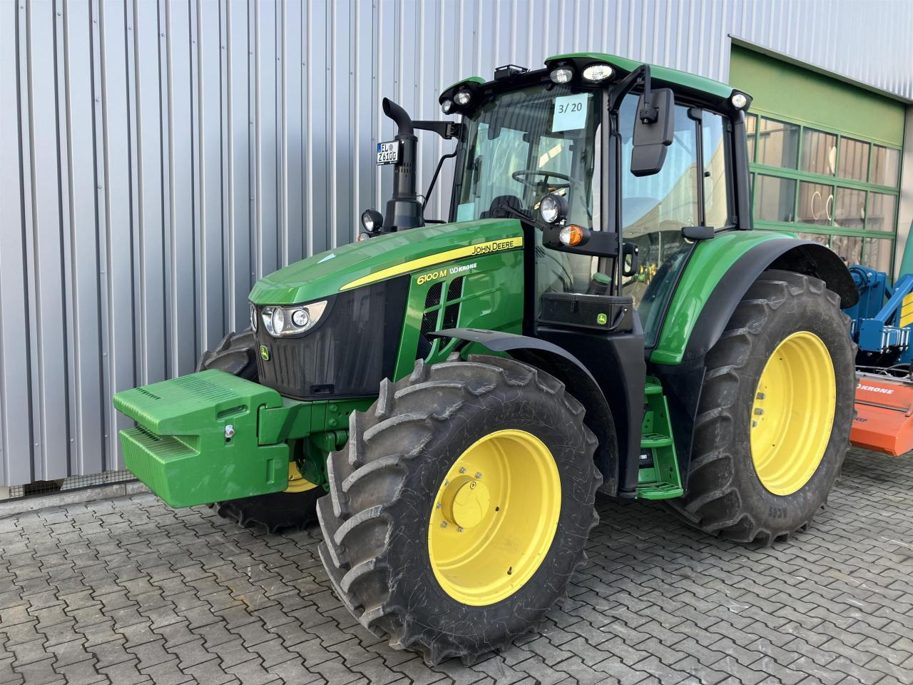 John Deere 6100M - Tractor: foto 1 John Deere 6100M - Tractor: foto 1