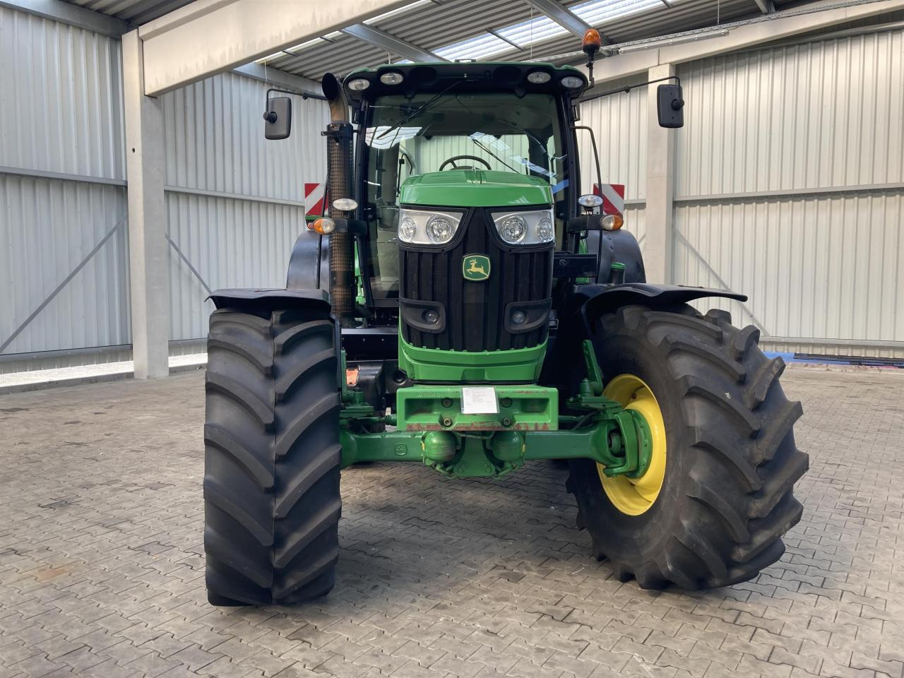John Deere 6170R - Tractor: foto 4 John Deere 6170R - Tractor: foto 4