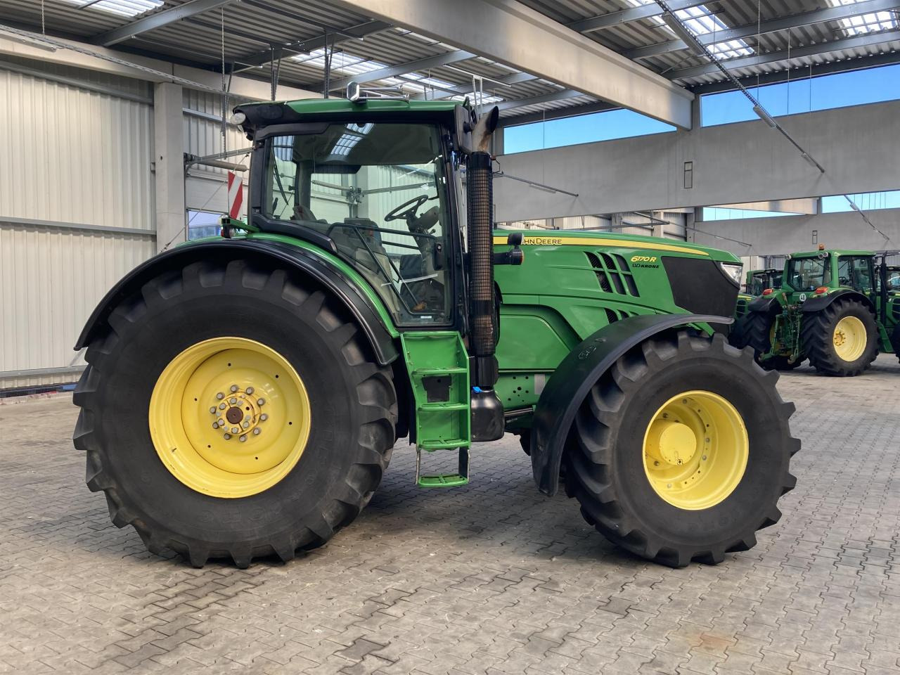 John Deere 6170R - Tractor: foto 5 John Deere 6170R - Tractor: foto 5