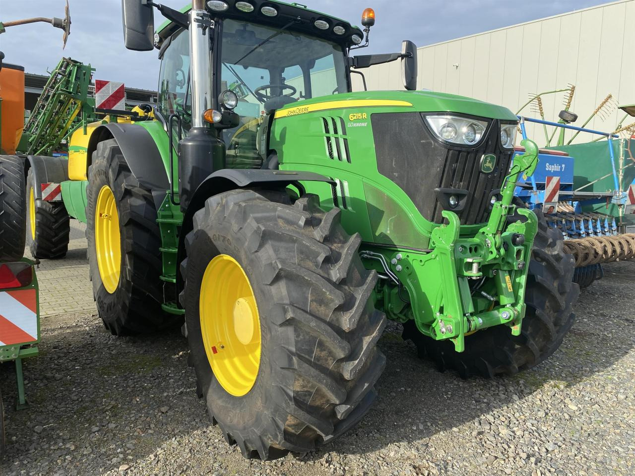 John Deere 6215R - Tractor: foto 1 John Deere 6215R - Tractor: foto 1