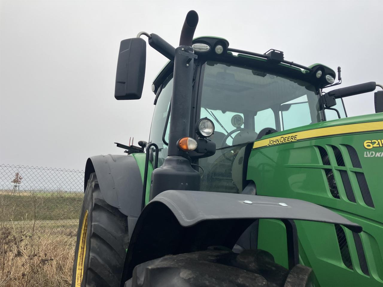 John Deere 6215R - Tractor: foto 3 John Deere 6215R - Tractor: foto 3