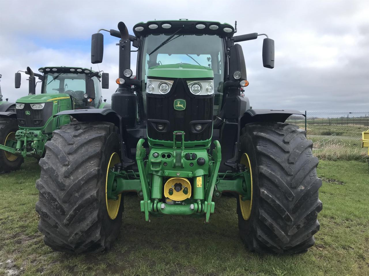 John Deere 6250R - Tractor: foto 3 John Deere 6250R - Tractor: foto 3