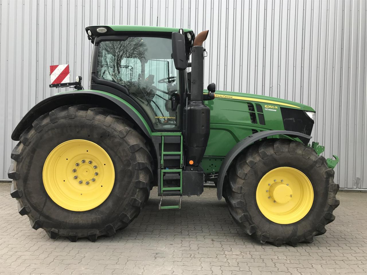 John Deere 6250R - Tractor: foto 2 John Deere 6250R - Tractor: foto 2