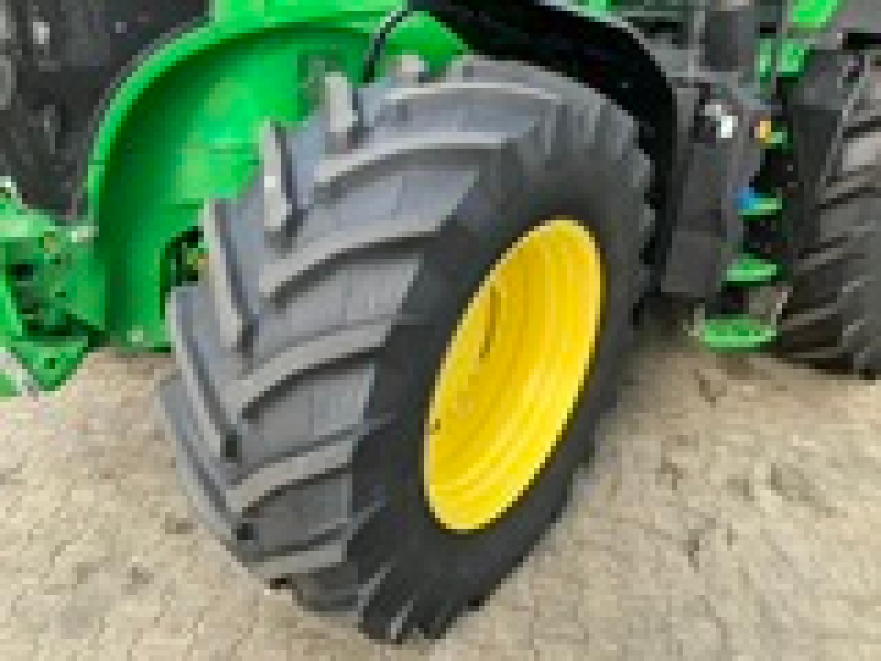 John Deere 7R 330 - Tractor: foto 3 John Deere 7R 330 - Tractor: foto 3