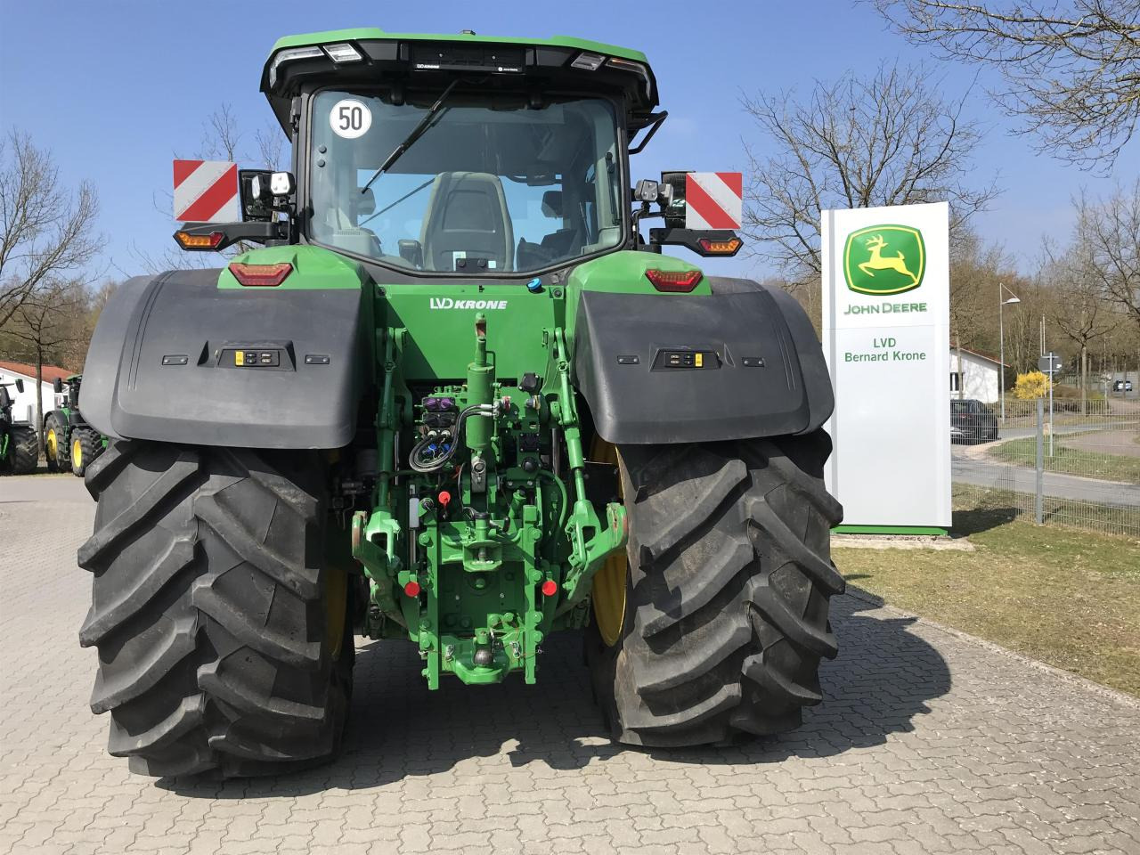 John Deere 7R 330 - Tractor: foto 5 John Deere 7R 330 - Tractor: foto 5