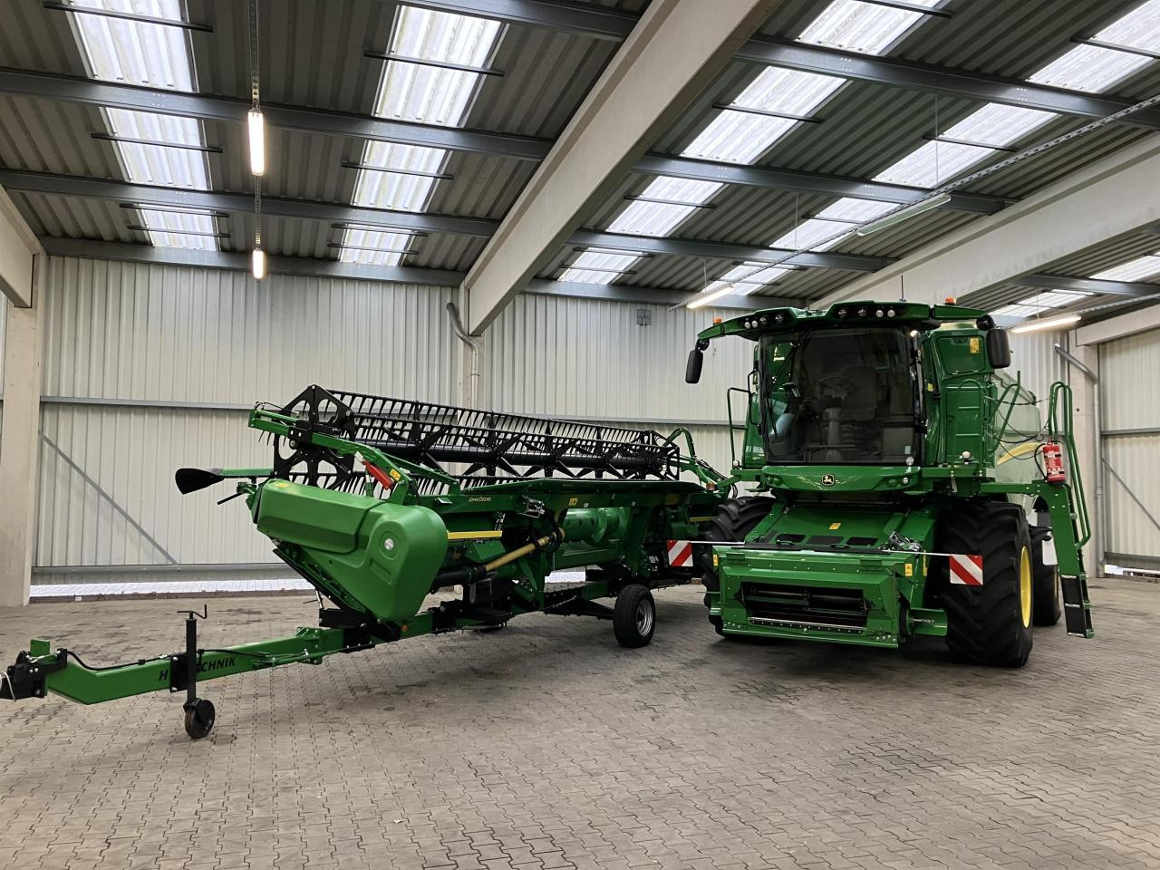 John Deere T560 - Cosechadora de granos: foto 2 John Deere T560 - Cosechadora de granos: foto 2