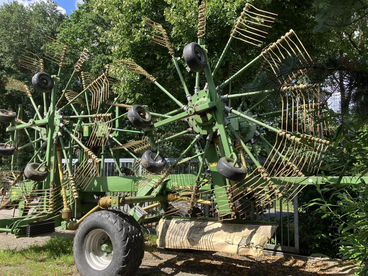 Krone Swadro 1400 - Henificadora: foto 1 Krone Swadro 1400 - Henificadora: foto 1