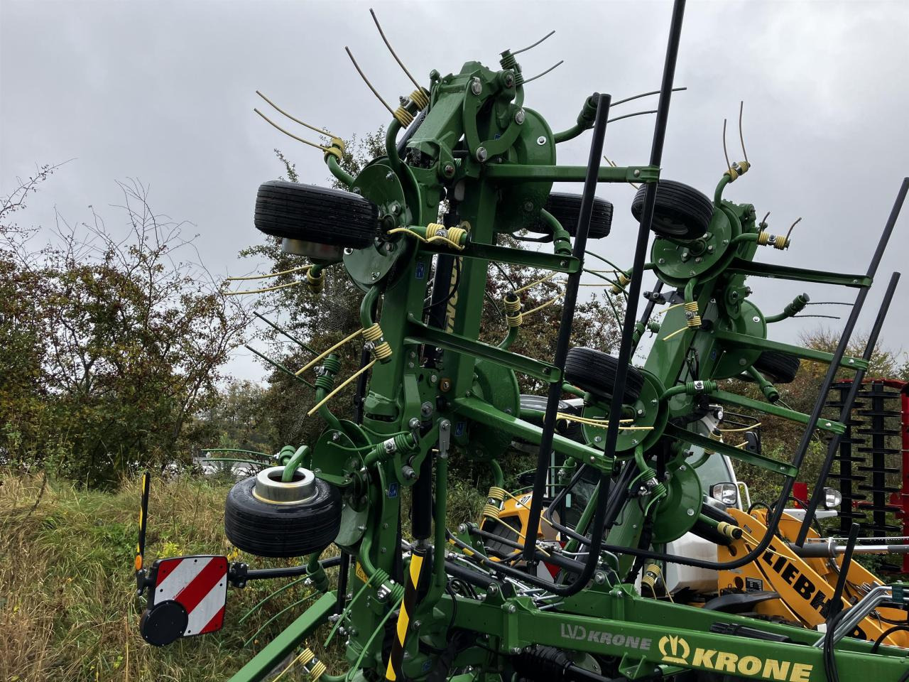 Krone Vendro T 1020 - Henificadora: foto 4 Krone Vendro T 1020 - Henificadora: foto 4