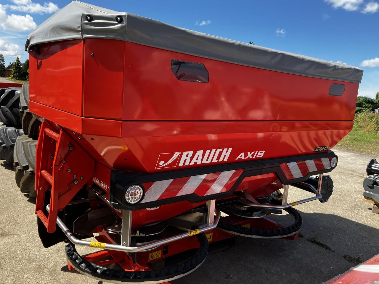 Rauch Axis H 50.2 EMC + W - Esparcidor de fertilizantes: foto 1 Rauch Axis H 50.2 EMC + W - Esparcidor de fertilizantes: foto 1