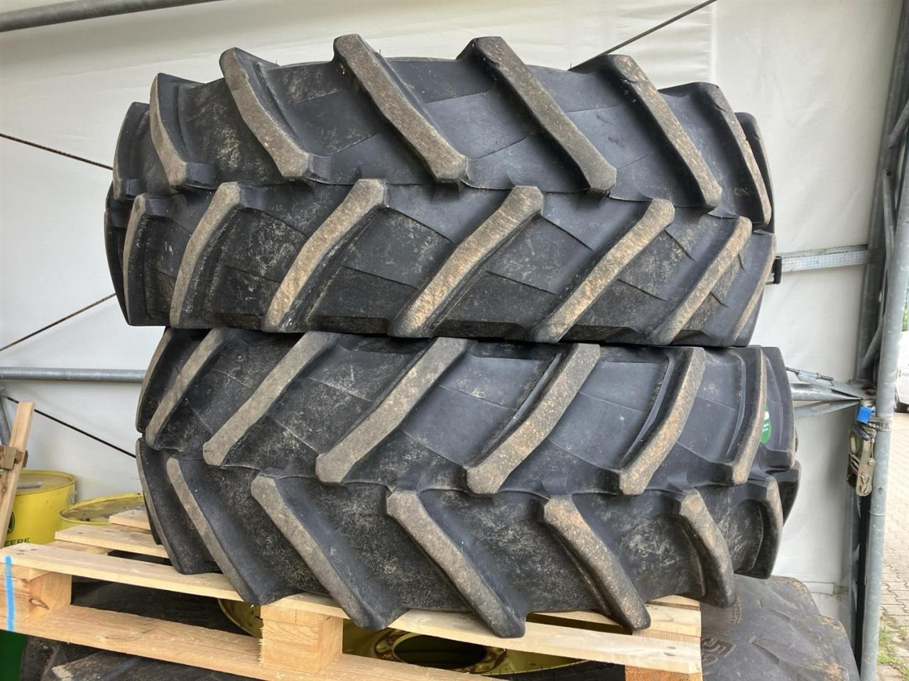 Trelleborg 420/70R28 - Neumático para Maquinaria agrícola: foto 1 Trelleborg 420/70R28 - Neumático para Maquinaria agrícola: foto 1