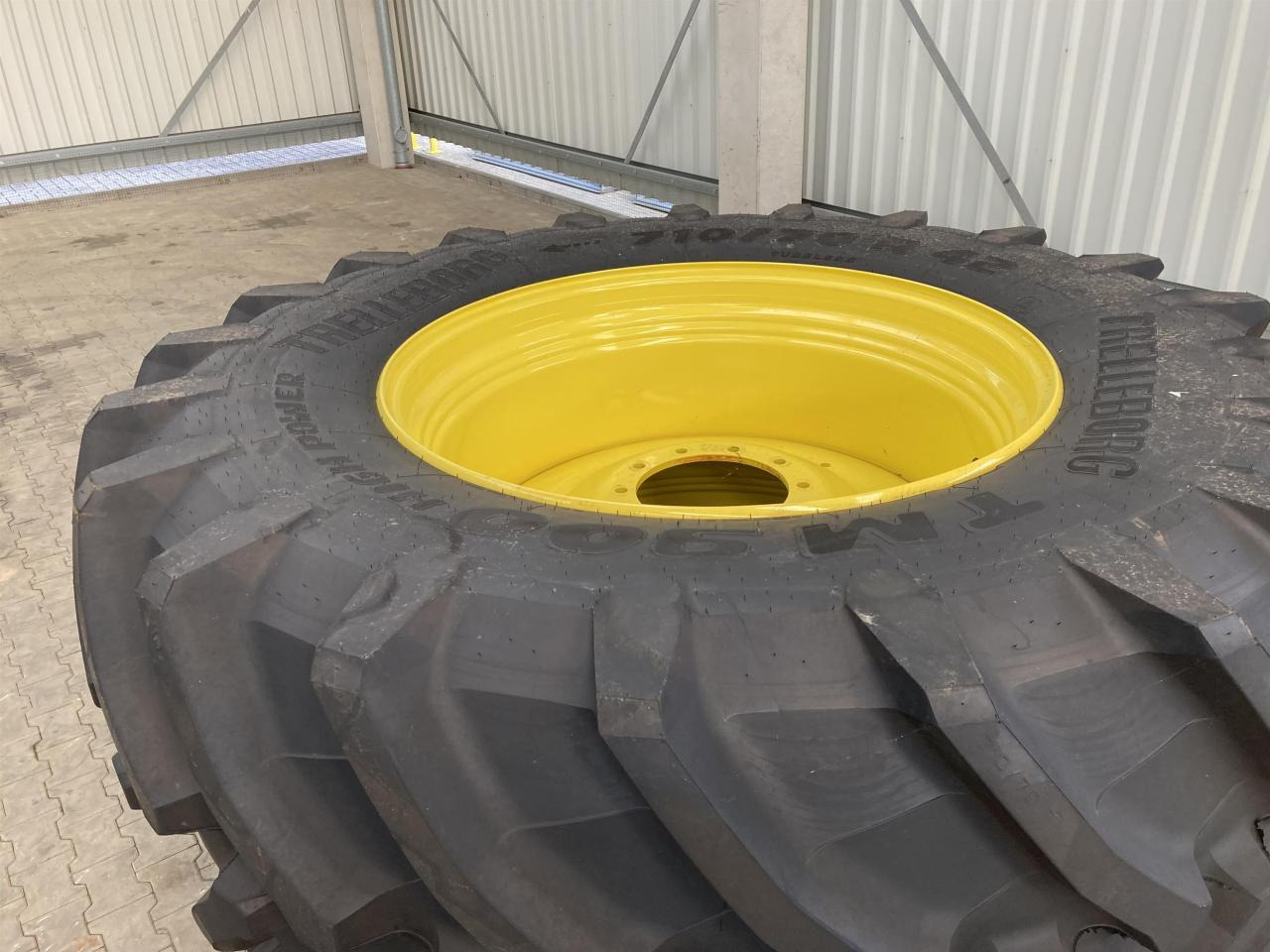 Trelleborg 710/70R42 - Neumático para Maquinaria agrícola: foto 2 Trelleborg 710/70R42 - Neumático para Maquinaria agrícola: foto 2