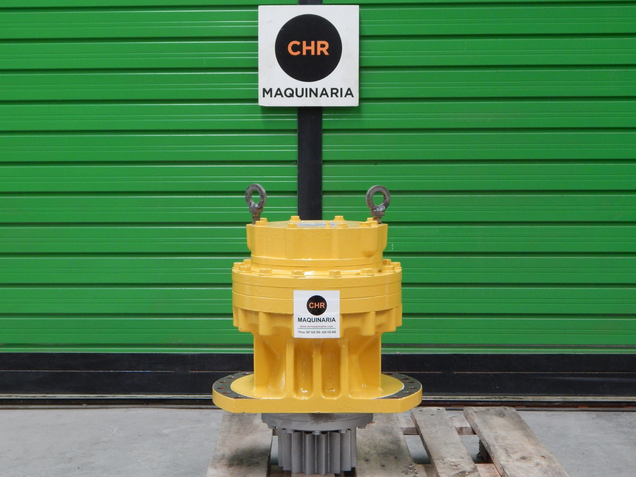 Swing Motor KOMATSU PC240-6 20Y-26-K1100 - Reductor de giro para Maquinaria de construcción: foto 1 Swing Motor KOMATSU PC240-6 20Y-26-K1100 - Reductor de giro para Maquinaria de construcción: foto 1