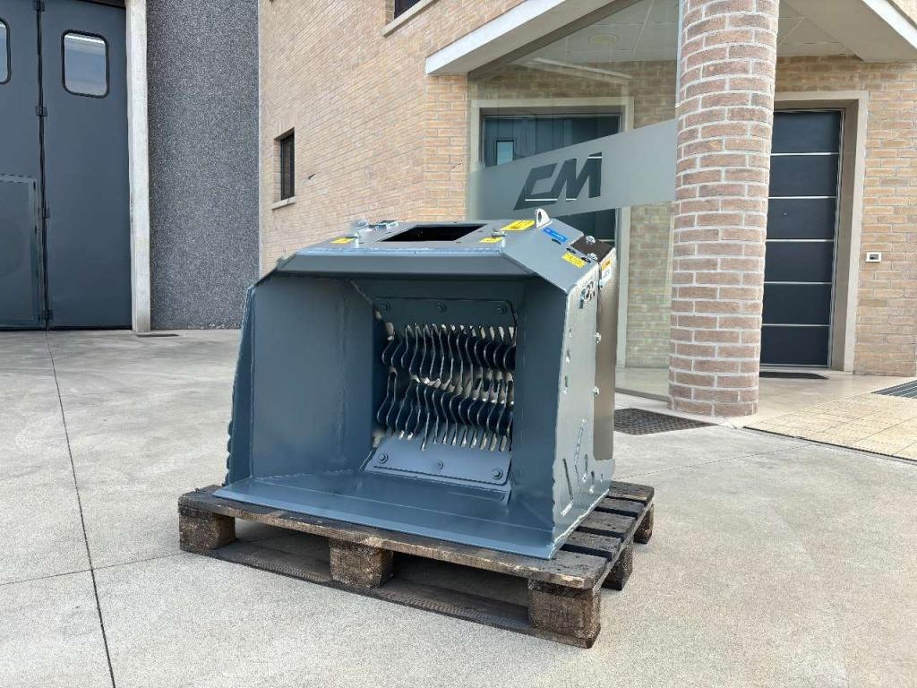 CM Crusher CDS 07 Screening Bucket - Cazo para Minicargadora: foto 1 CM Crusher CDS 07 Screening Bucket - Cazo para Minicargadora: foto 1