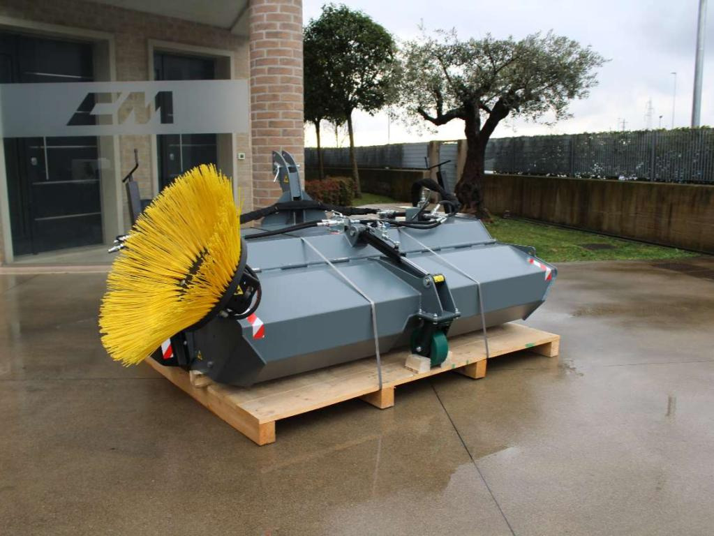 CM Crusher CSI 200 Sweeping Bucket - Barredora cucharón para Tractor: foto 1 CM Crusher CSI 200 Sweeping Bucket - Barredora cucharón para Tractor: foto 1