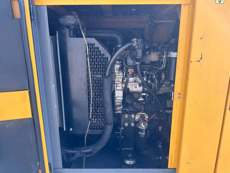 Atlas-Copco QAS 60 Perkins Leroy Somer 60 kVA Silent Rental generatorset - Generador industriale: foto 3 Atlas-Copco QAS 60 Perkins Leroy Somer 60 kVA Silent Rental generatorset - Generador industriale: foto 3