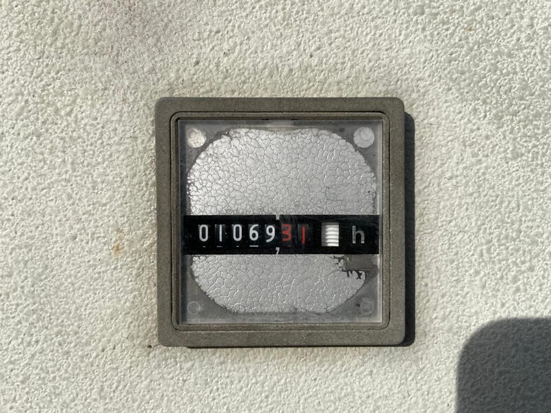 Generador industriale Baudouin 6P15 Leroy Somer 400 kVA Silent generatorset: foto 6