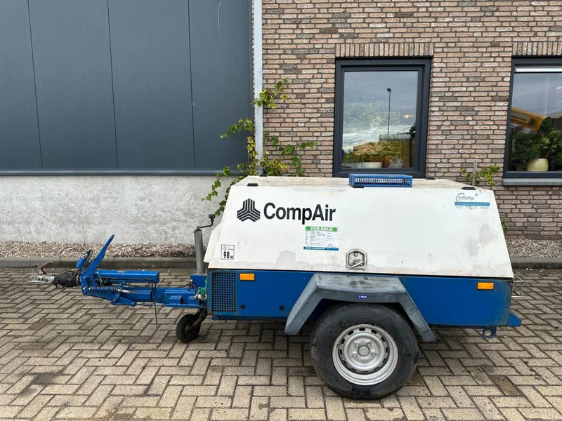 Compair H2180 Deutz 2.1 m3 / min 28 kW 7 Bar Mobiele Diesel Compressor met kenteken - Compresor de aire: foto 1 Compair H2180 Deutz 2.1 m3 / min 28 kW 7 Bar Mobiele Diesel Compressor met kenteken - Compresor de aire: foto 1