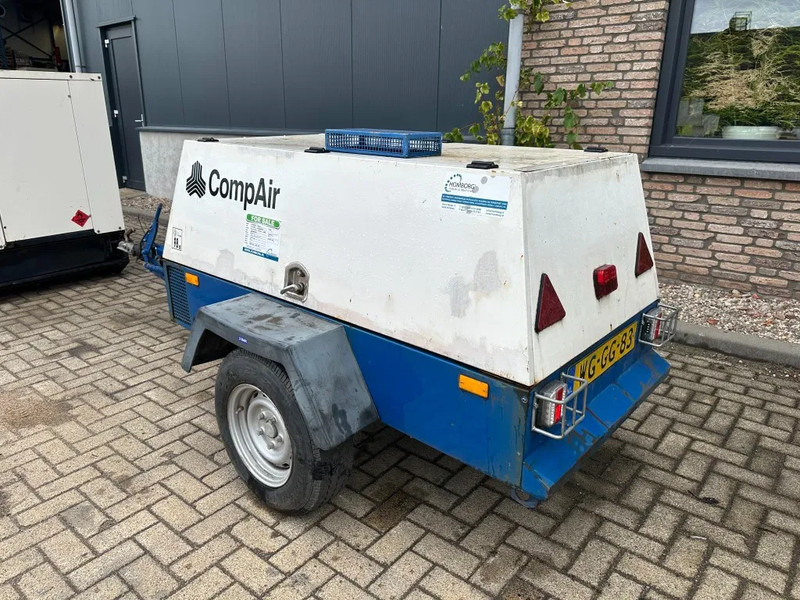 Compair H2180 Deutz 2.1 m3 / min 28 kW 7 Bar Mobiele Diesel Compressor met kenteken - Compresor de aire: foto 5 Compair H2180 Deutz 2.1 m3 / min 28 kW 7 Bar Mobiele Diesel Compressor met kenteken - Compresor de aire: foto 5