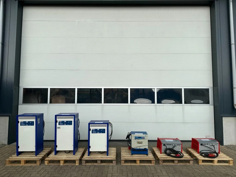 Carretilla elevadora eléctrica Hyster J1.8XN MWB 1.8 ton Triplex Freelift Sideshift Positioner Elektra Heftruck Accu 2023: foto 17