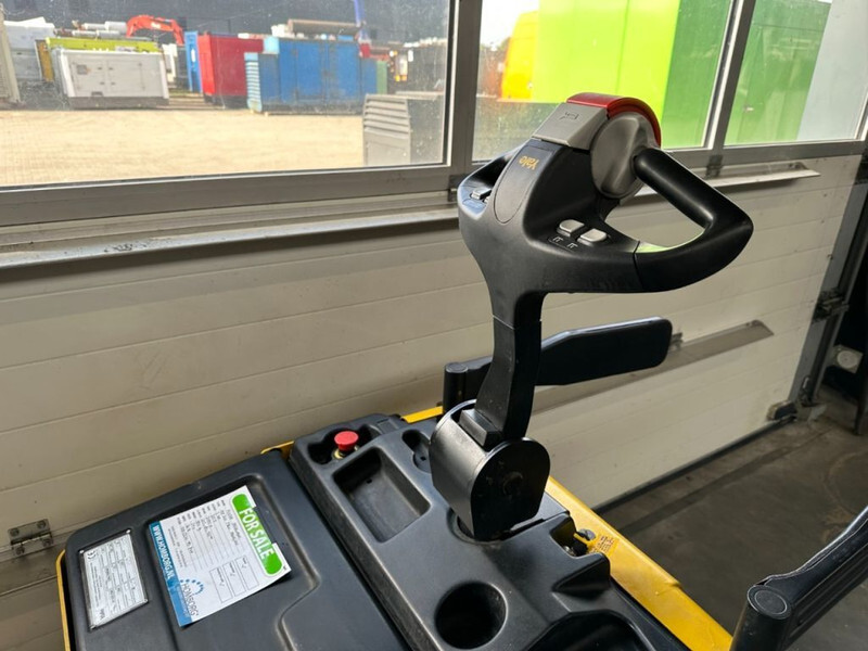 Transpaleta Hyster MP20X FBW 2 ton Palletwagen Elektra Pallettruck Meerijder: foto 10 Transpaleta Hyster MP20X FBW 2 ton Palletwagen Elektra Pallettruck Meerijder: foto 10