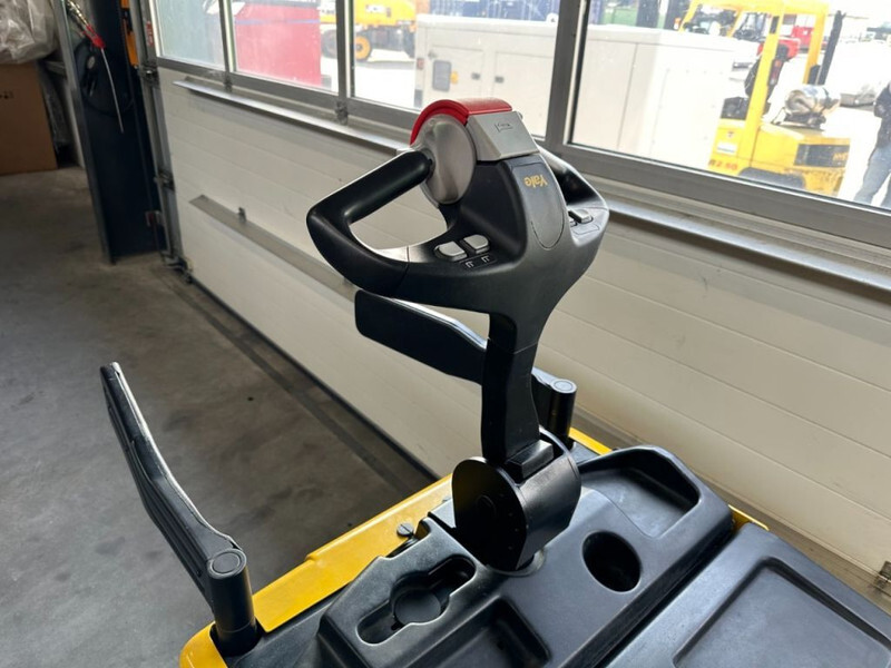 Transpaleta Hyster MP20X FBW 2 ton Palletwagen Elektra Pallettruck Meerijder: foto 6 Transpaleta Hyster MP20X FBW 2 ton Palletwagen Elektra Pallettruck Meerijder: foto 6