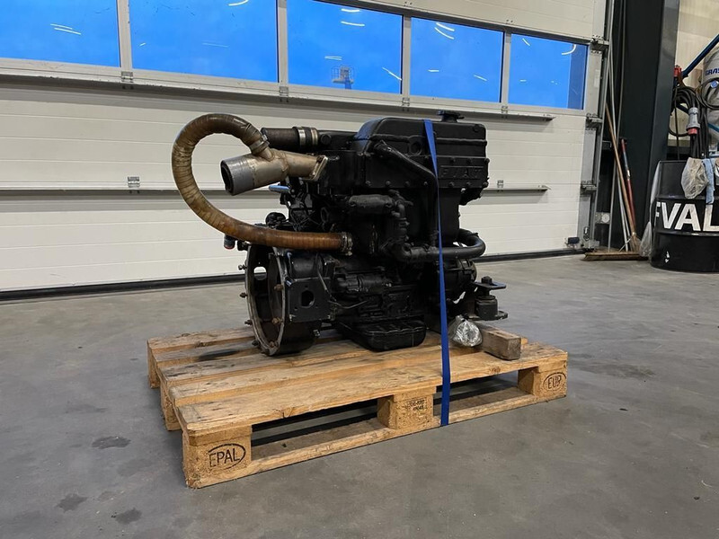 Motor para Camión Iveco Fiat 8141 Diesel Motor 4 cilinder 53 kW / 74 PK Diesel Engine: foto 6 Motor para Camión Iveco Fiat 8141 Diesel Motor 4 cilinder 53 kW / 74 PK Diesel Engine: foto 6