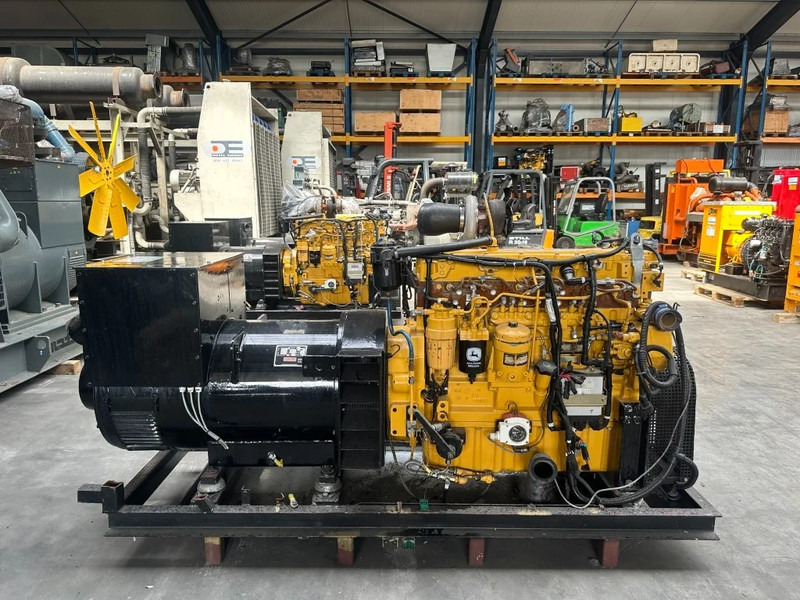 John Deere 6090 HFG 84 Stamford 405 kVA generatorset - Generador industriale: foto 1 John Deere 6090 HFG 84 Stamford 405 kVA generatorset - Generador industriale: foto 1