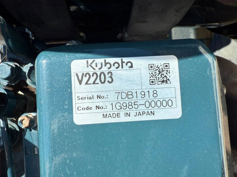Kubota V2203 Leroy Somer 22 kVA generatorset as New ! 198 hours - Generador industriale: foto 3 Kubota V2203 Leroy Somer 22 kVA generatorset as New ! 198 hours - Generador industriale: foto 3