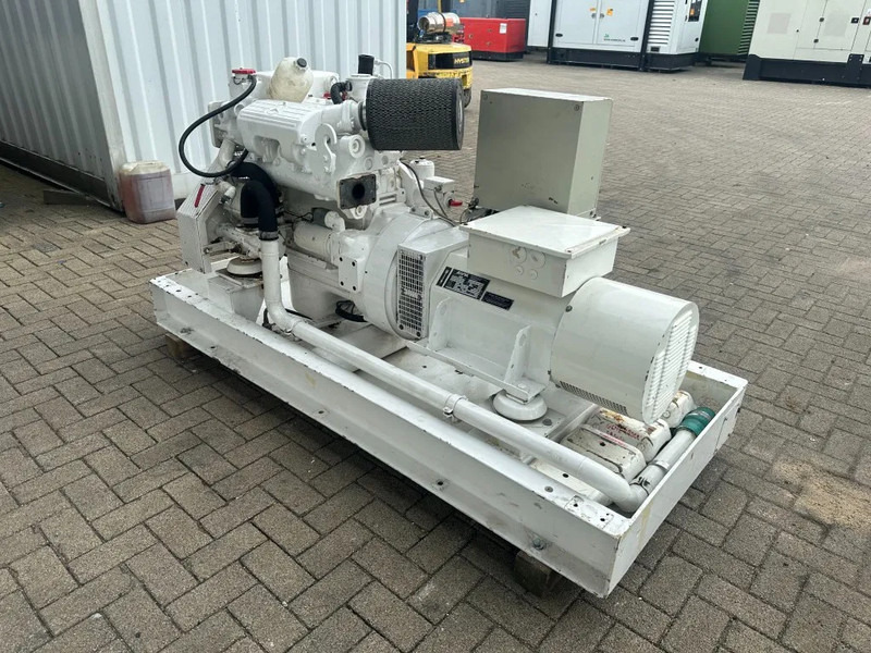 Mercedes-Benz OM 364 MTU 50 kVA Marine Scheepsvaart generatorset - Generador industriale: foto 2 Mercedes-Benz OM 364 MTU 50 kVA Marine Scheepsvaart generatorset - Generador industriale: foto 2