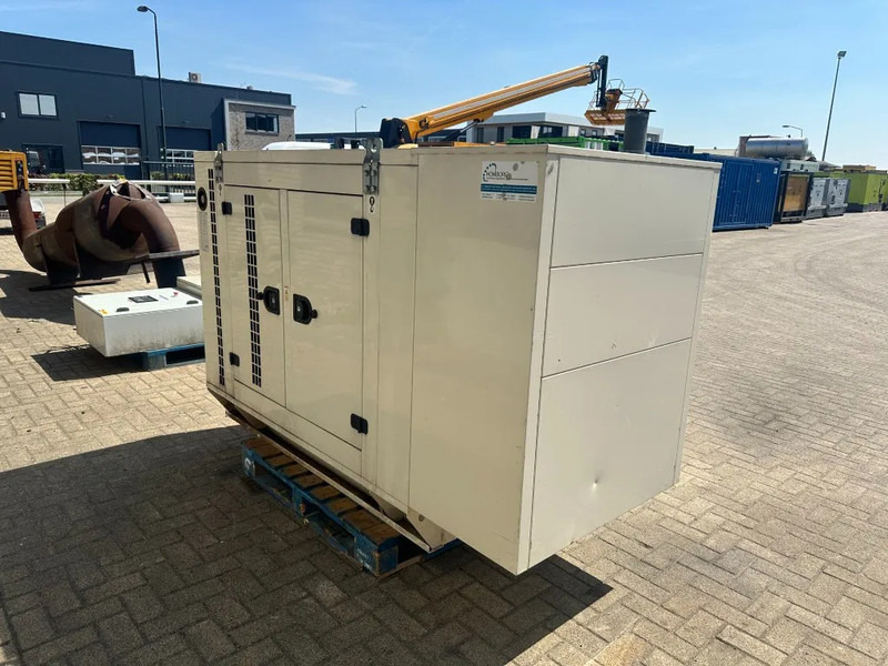 Perkins 1103A-33TG1 Marelli Teksan 51 kVA Silent generatorset 538 hours ! - Generador industriale: foto 3 Perkins 1103A-33TG1 Marelli Teksan 51 kVA Silent generatorset 538 hours ! - Generador industriale: foto 3
